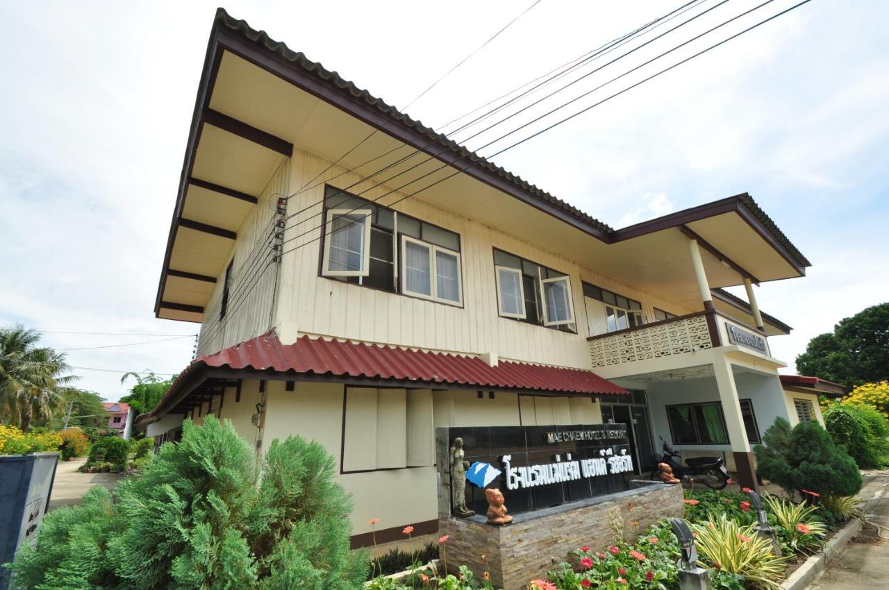 Mae Chaem Hotel And Resort Exterior photo